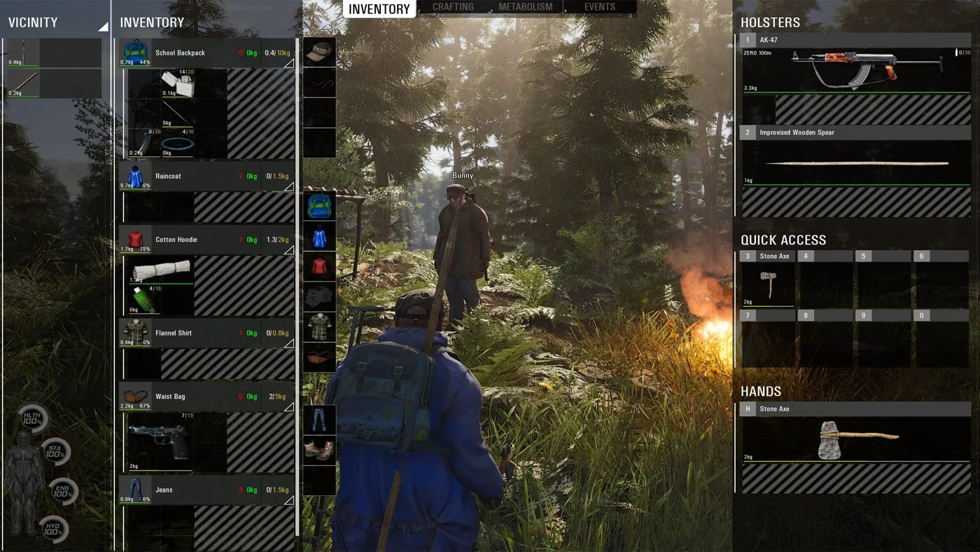 SCUM inventory screen with backpack, weapons, and nearby items in a forest